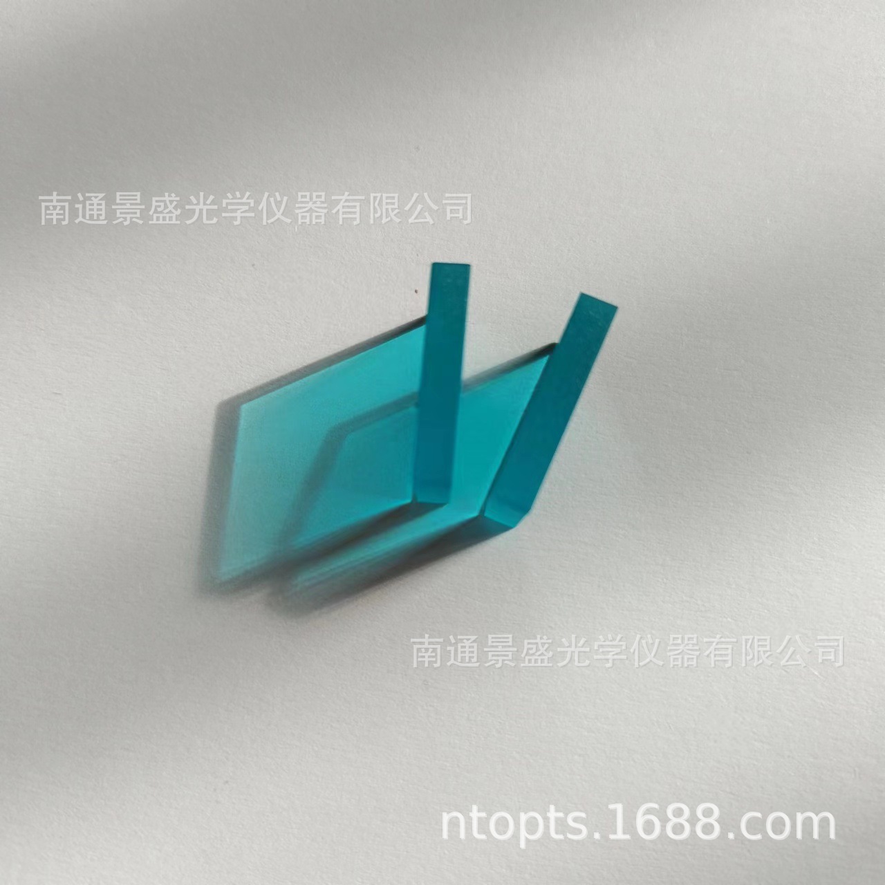 青蓝色光学玻璃 QB21/BG38 截止型滤光片 蓝色滤波片