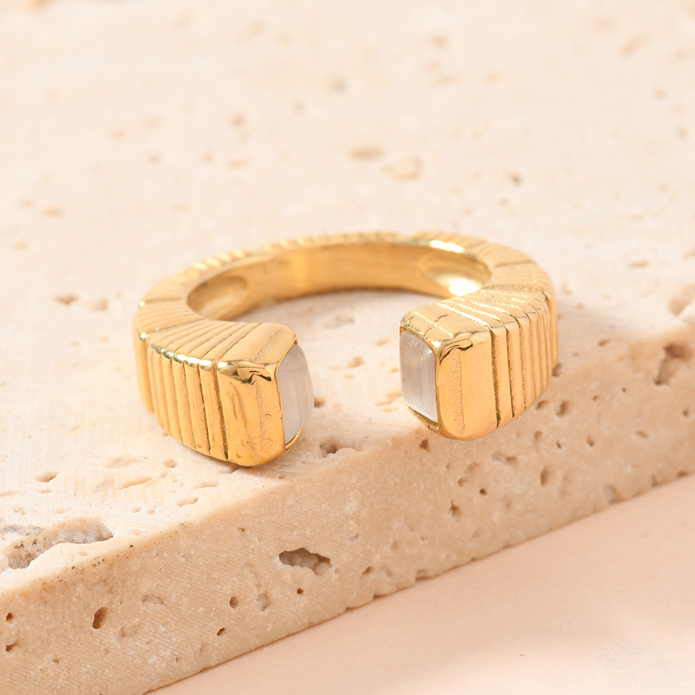 Joyas de acero inoxidable transfronterizas sensación de diseño de anillo de piedra preciosa fundido para mujeres no se desvanecen anillo de apertura geométrica simple image 6