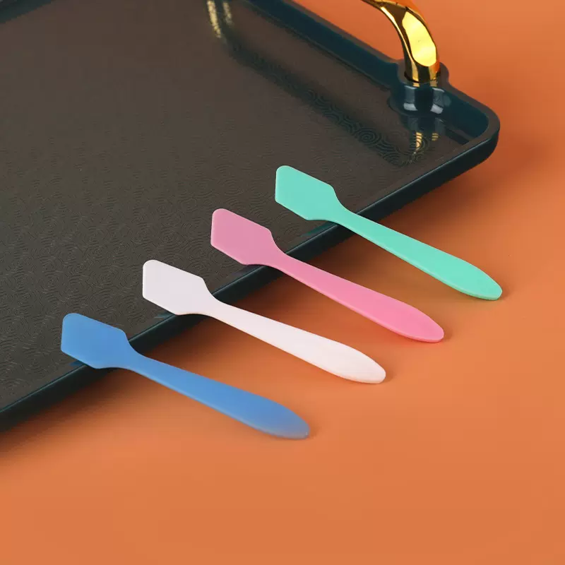 现货销售 PP塑料面膜勺子 小挑棒 化妆品面膜分装勺 面膜棒面膜勺