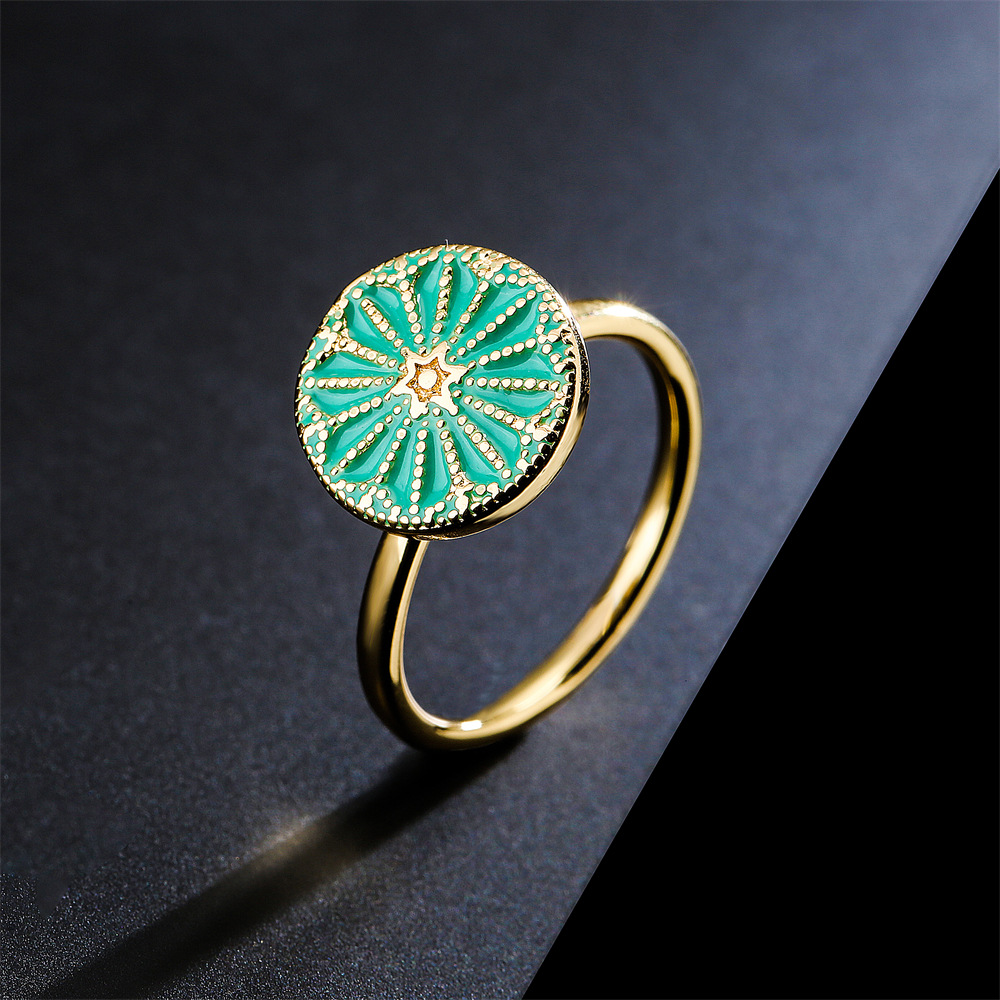 Fashion Green Dripping Oil Rotatable Ring Golden Copper Ring Wholesale display picture 3
