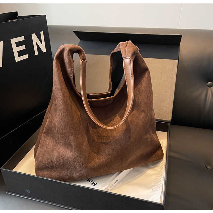 Korean Style Simple and Versatile Shoulder Bag Large Capacity Suede Tote Bag Women's Casual Retro Commuter Bag Mother Bag