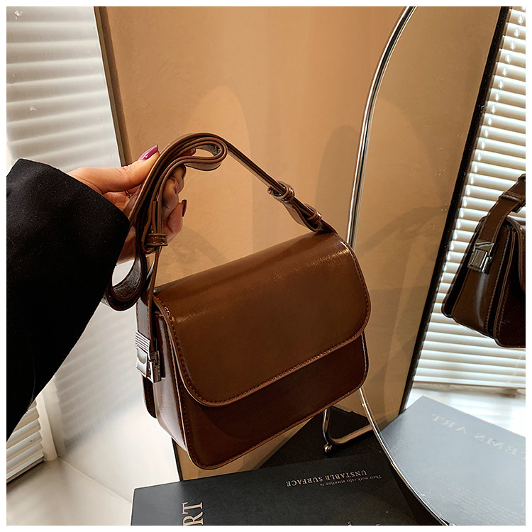 This year's popular small women's bags are the new 2024 trendy, versatile, simple and niche single-shoulder, underarm and crossbody bags undefined