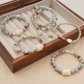 手链;项链;耳环