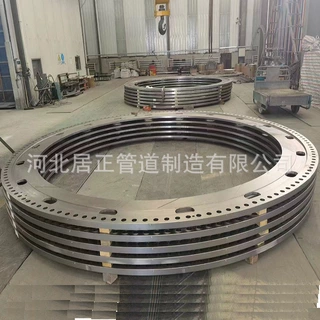 供应大口径法兰盘 碳钢Q235B不锈钢卷制锻造压力容器法兰现货外径