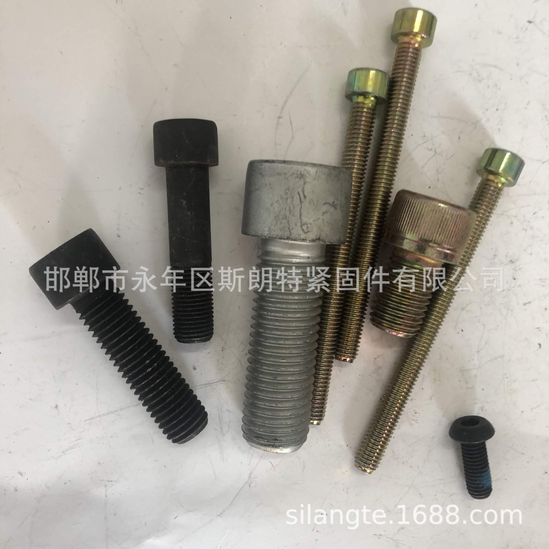 DIN 912������ ANSI/ASME B 18.3 ���������� ����ϸ��������