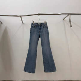 预售韩国东大门2025春季新款LOVE YOU SO MUCH时尚喇叭牛仔长裤