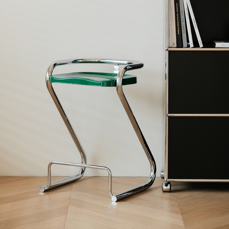 Vintage-Style Cream Bar Chair, Colorful Macaron, Small Apartment Ins Cafe Photography High-Legged Iron Art Chair, Bar Stool