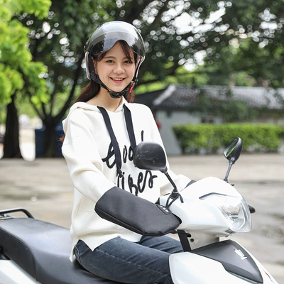 Vehicle Gloves Autumn and Winter: Handlehold cover
