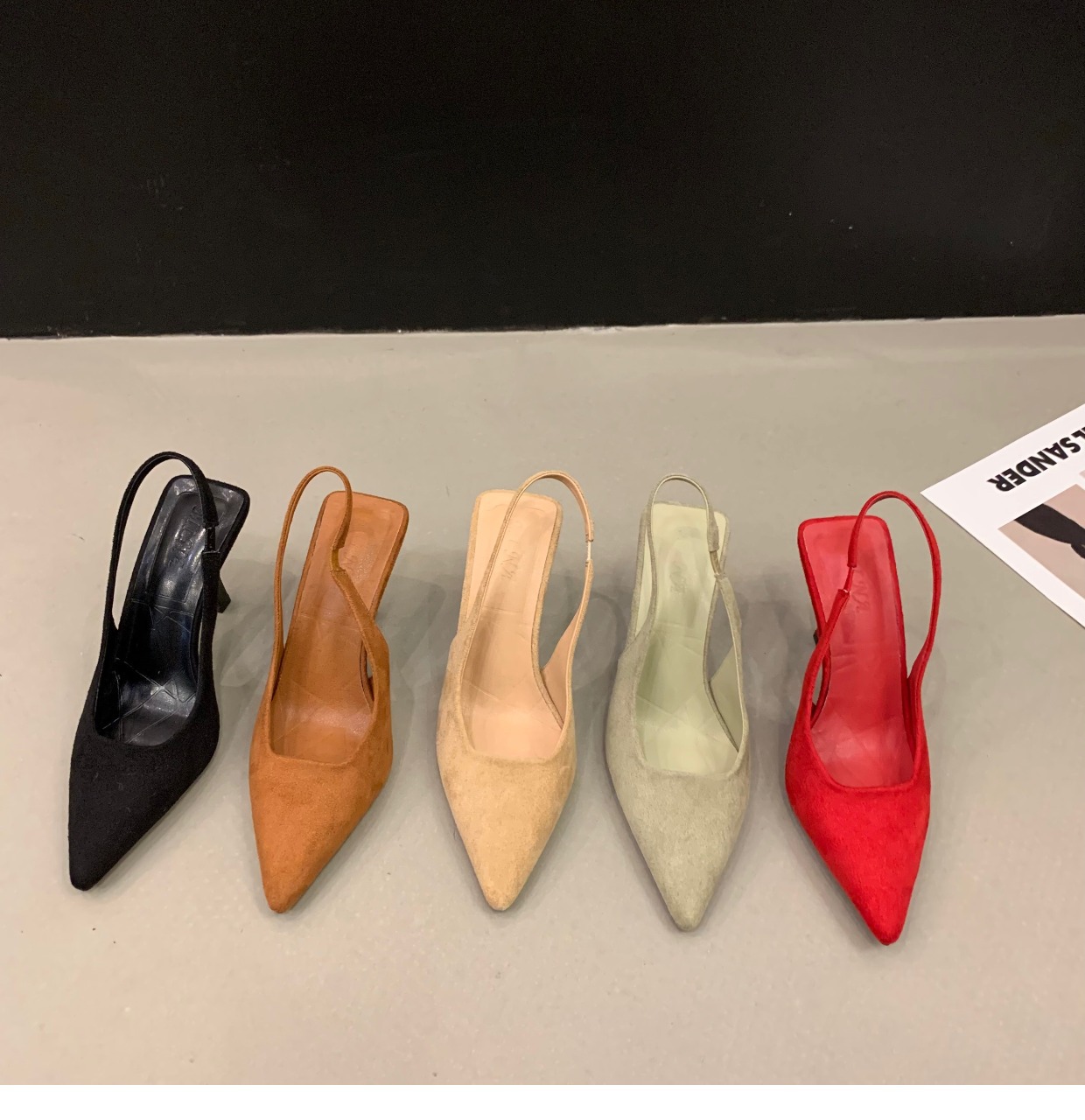Niche French high-heeled black toe sandals fairy shoes 2023 new spring and summer pointed toe temperament single shoes_voghion.com