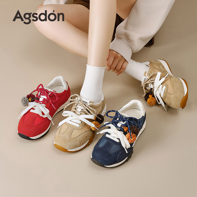 Zapatos de entrenamiento de entrenamiento de la mujer 2025 nuevo otoño invierno con suela gruesa gigante hermosa retro ballet Gump zapatillas deportivas