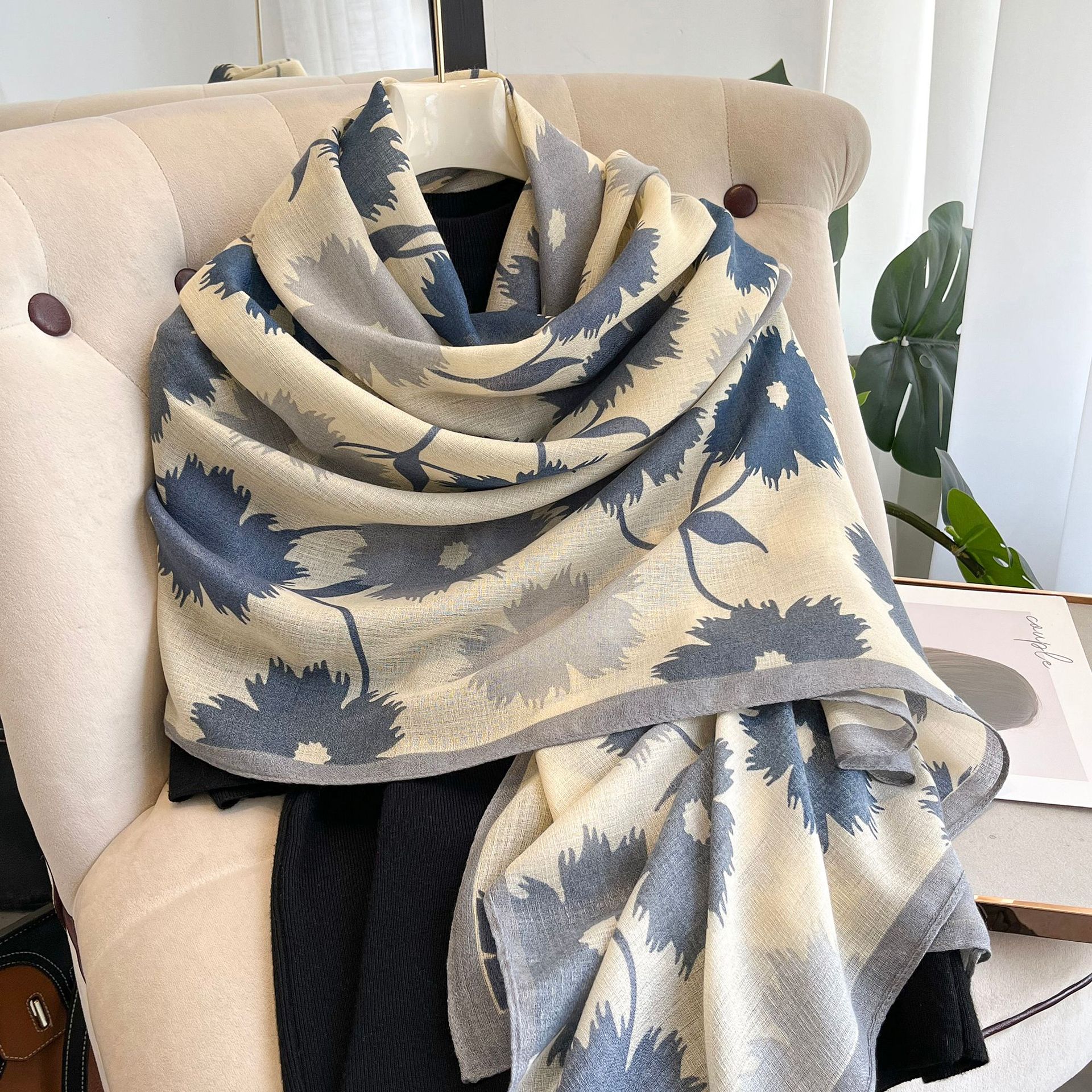 Versatile Cotton And Hemp Scarf For Women Spring Autumn Style_voghion.com
