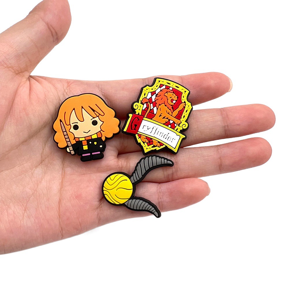 Harry Potter serie agujero Zapatos de flores hebilla CROC jardín zapatos accesorios hebilla decorativa Amazon Venta caliente