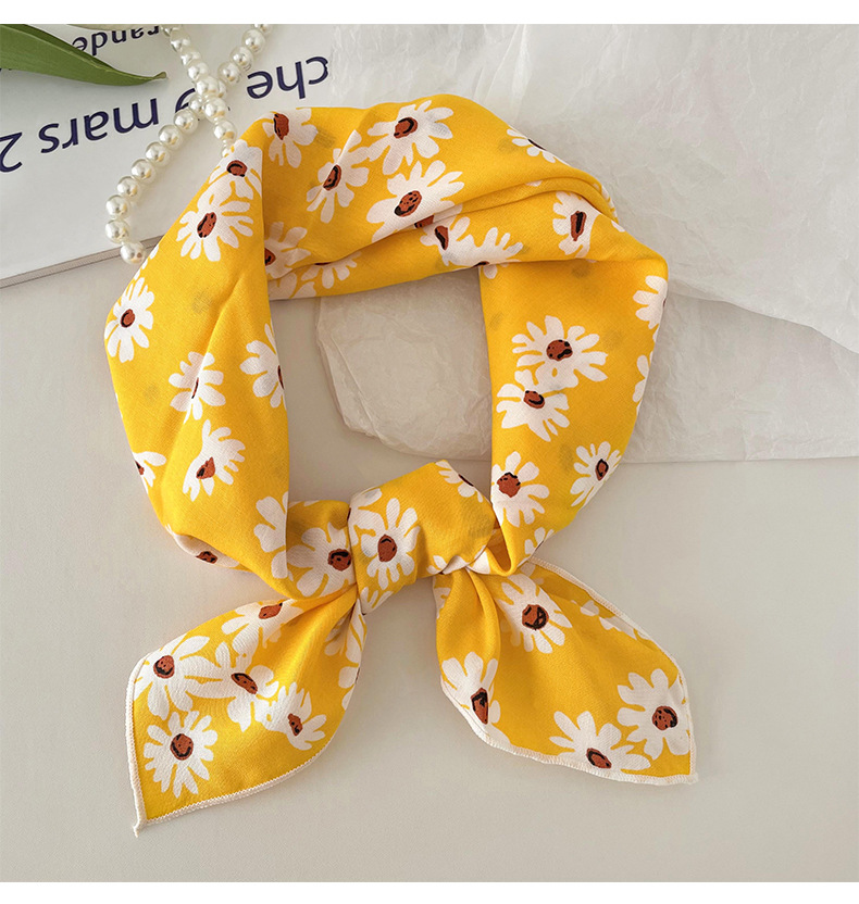 Women's Sweet Simple Style Color Block Cotton And Linen Printing Scarf display picture 2