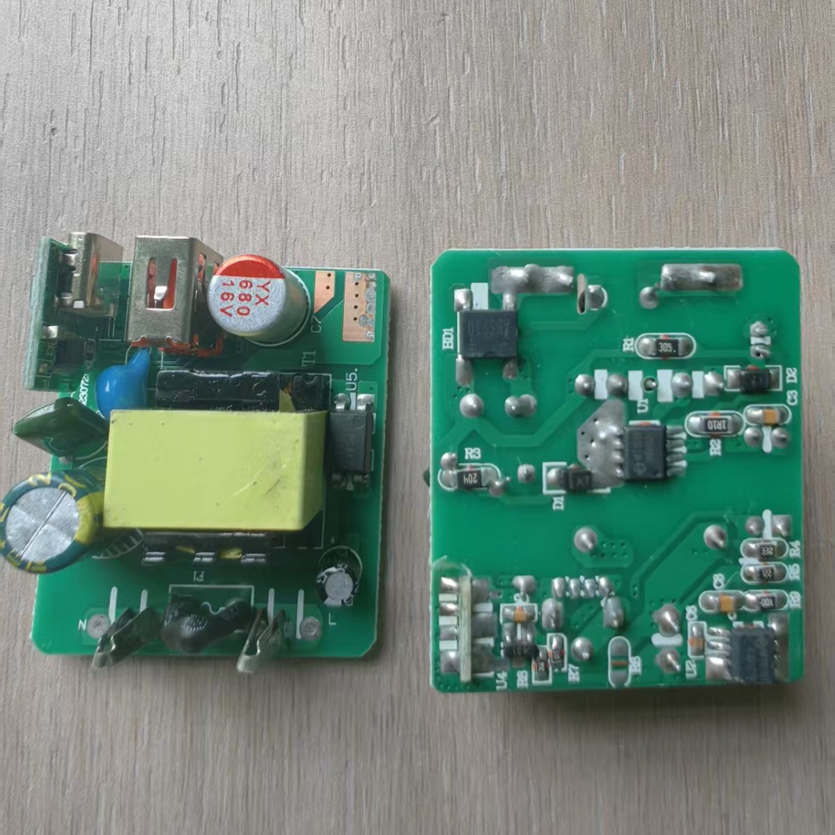 A+C口PD20W USB充电器机板 Type-c手机5V3A充电器线路板