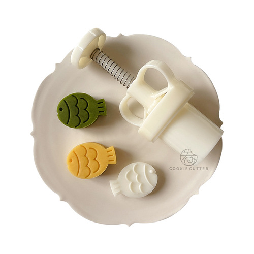 20g 30g small fish mung bean cake mold Mid-Autumn Festival cartoon fat fish small animal mooncake mold household baking tools