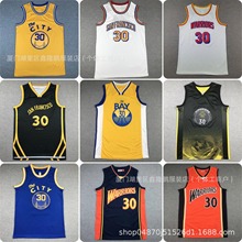 �羳�@���Golden State������ʿ�30̖Curry�������´̽��@���