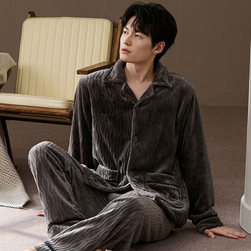 Pijama de hombre franela otoño invierno 2025 grueso calentamiento de mediana edad papá pantalones largos de mangas largas set de ropa para el hogar