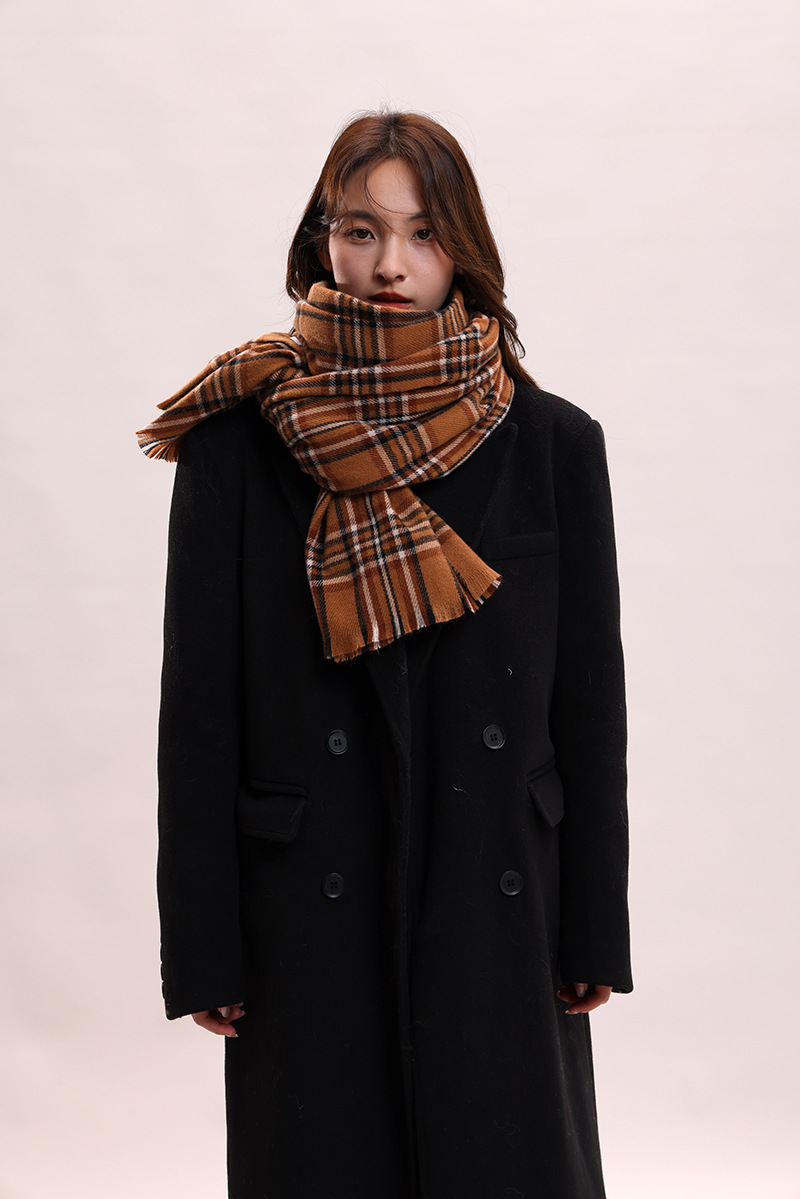 Korean version 2024 new women's autumn and winter warm shawl red checkered high-end atmosphere knitted thick scarf_voghion.com