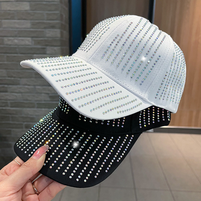 Gorra de béisbol para mujer con pedrería, protección solar, visera rígida, estilo casual de verano.