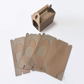 纸质工艺品;纸类标签;礼品盒