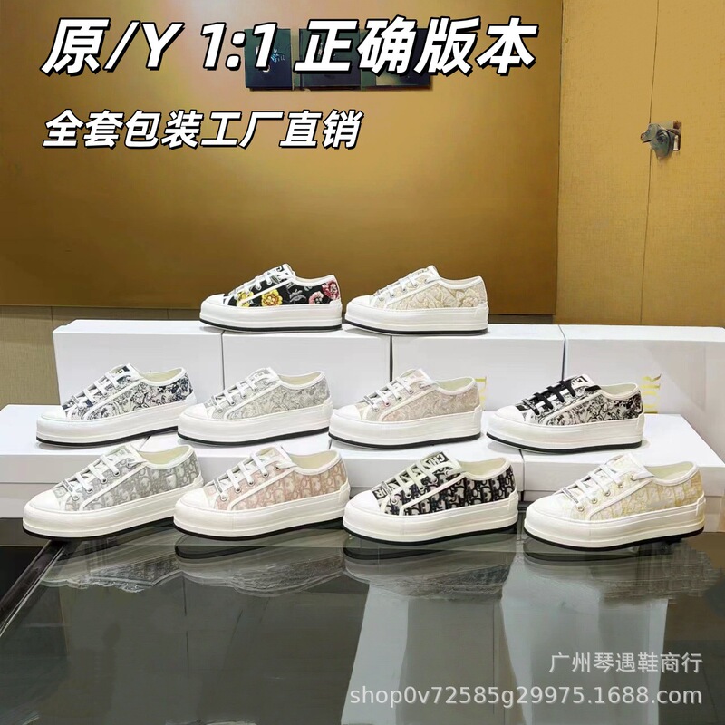 2026 New Model Embroidered Canvas Women's Shoes with Thick Soles, Versatile Height-Increasing White Sneakers, Round-Toe Casual Sports Sneakers 2026 New Model Embroidered Canvas Women's Shoes with Thick Soles, Versatile Height-Increasing White Sneakers, Round-Toe Casual Sports Sneakers