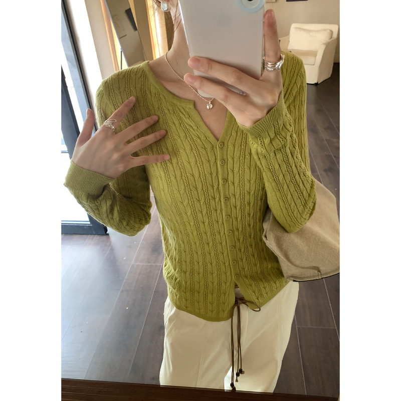 New autumn arrivals! Vintage textured V-neck single-breasted knitted cardigan for women, model YE0241