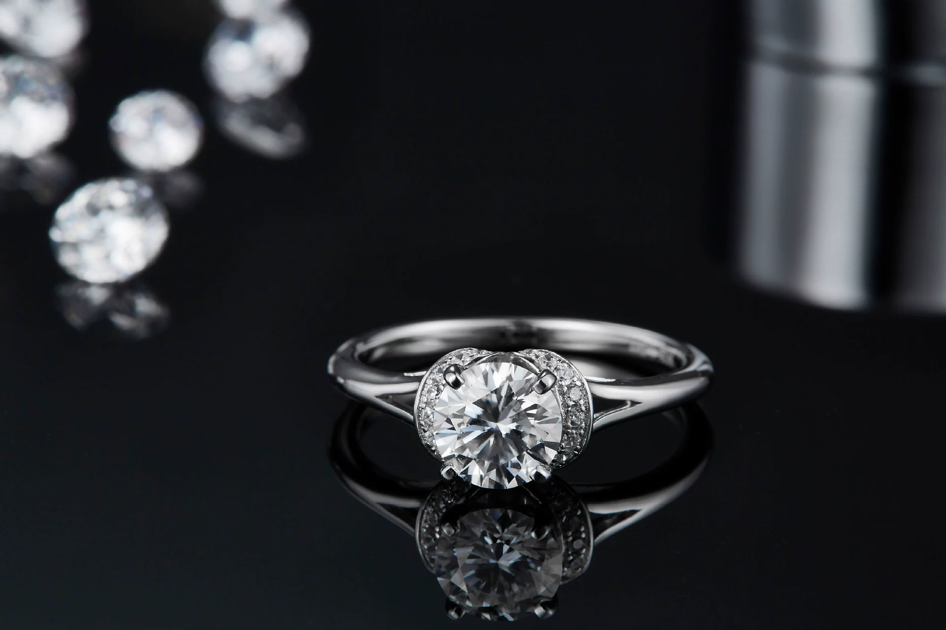 华莎珠宝 Ring with stone, classic accessory for St. Valentine's Day, 1 carat