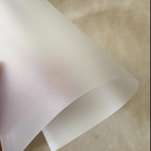 ɫĥɰPPƬĆ׹PVCzƬӲƬ͸PVCķпɶҎ