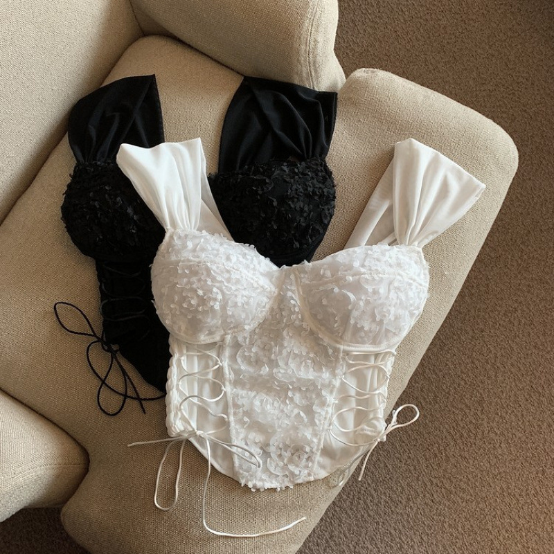 French-Style Small Camisole for Women, Unique and Chic, Suitable for Wearing Outside or Inside, Versatile Lace Tube Top with a Light and Luxurious Feel