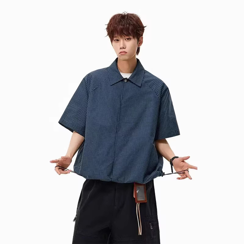 Japanese retro-style plaid short-sleeved shirt for men and women, summer collared shirt, loose casual cardigan jacket, trendy.