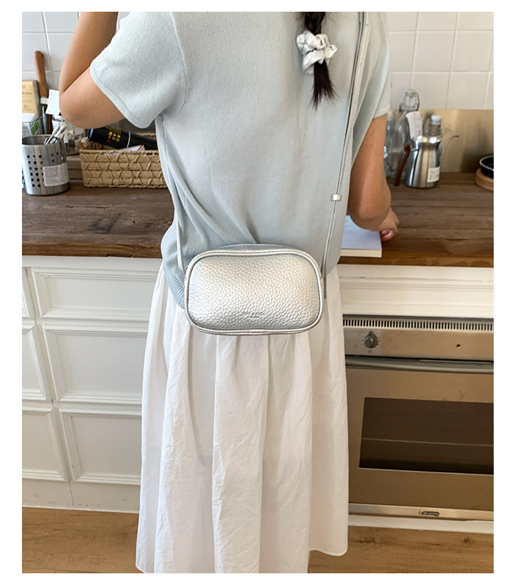 Fashionable and casual small square bag for women, 2025 summer new style personalized crossbody bag, versatile solid color lychee pattern single-shoulder bag undefined