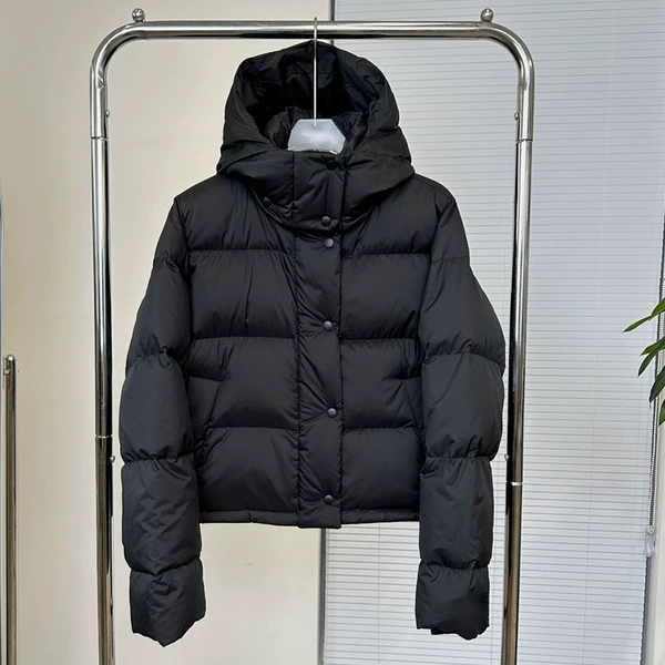4 grid-black