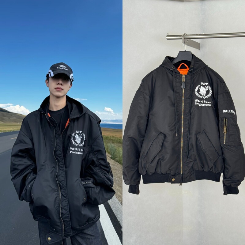 Ceiling quality 26SS Paris fashion brand new BLCG logo embroidered hooded bomber jacket Ceiling quality 26SS Paris fashion brand new BLCG logo embroidered hooded bomber jacket
