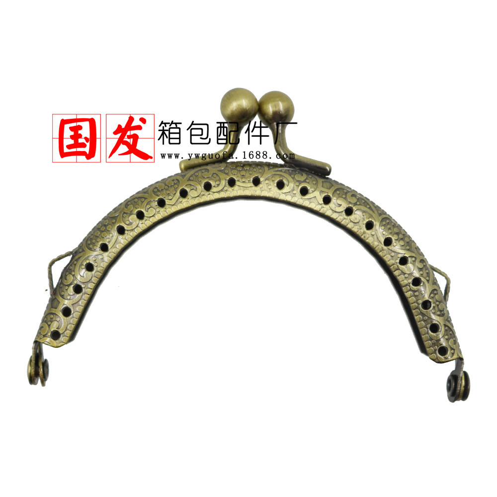 Precio especial: orejas de 8.5CM semicircular máquina de relieve de cabeza oro al por mayor 6 colores opcionales monedero bisagra de bolso