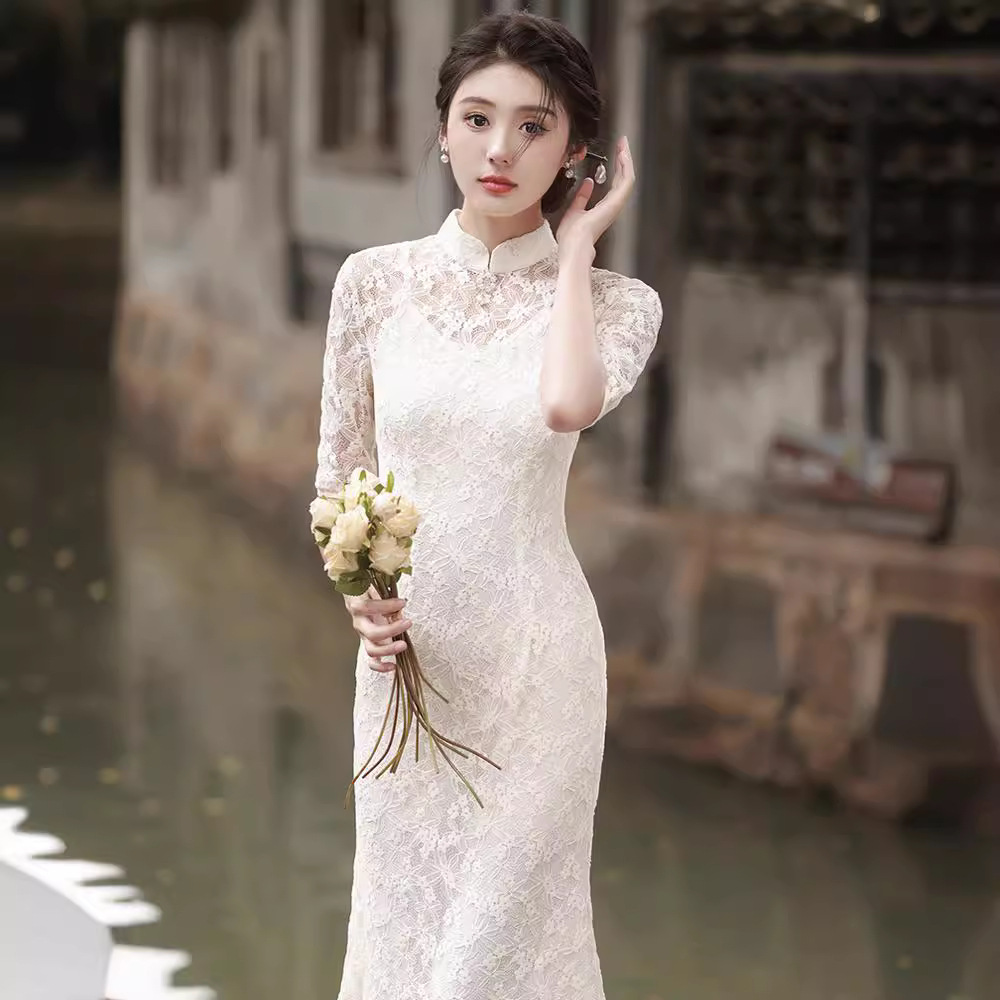 Demi-season lace long cheongsam