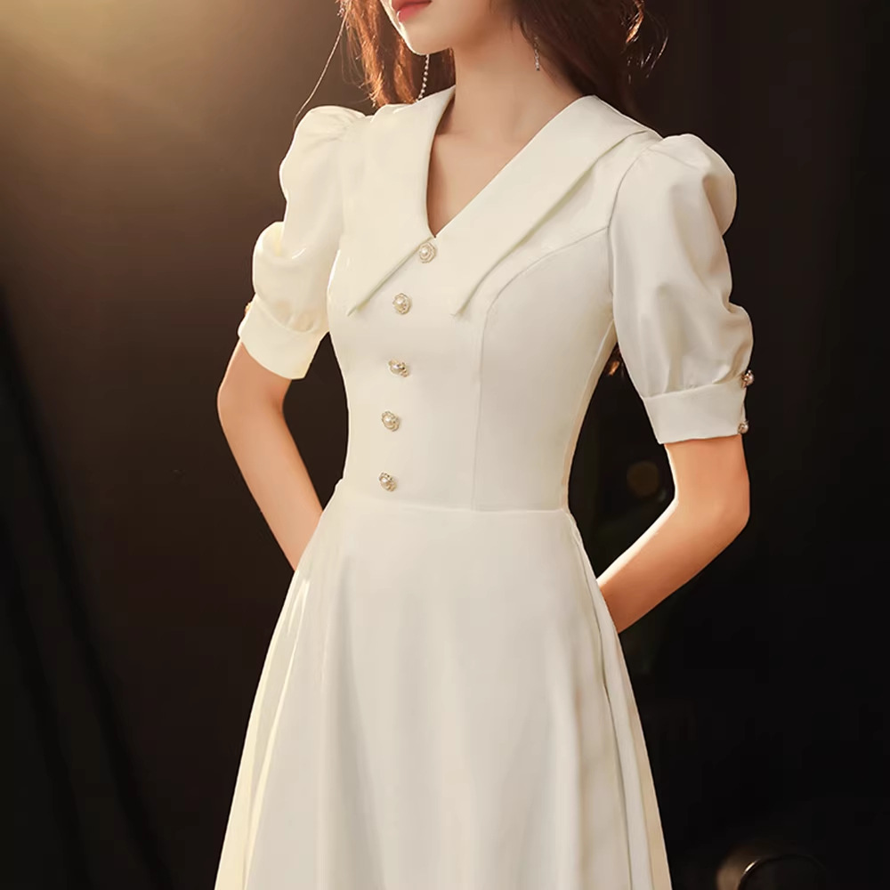 白色法式小晚礼服女平时可穿轻奢小众高端领证登记连衣裙娃娃领夏