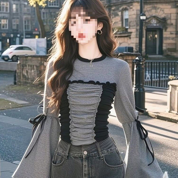 2025 Autumn Beautiful Niche Versatile Bell Sleeve Gray Age-Reducing Round Neck Super Nice Top for Women