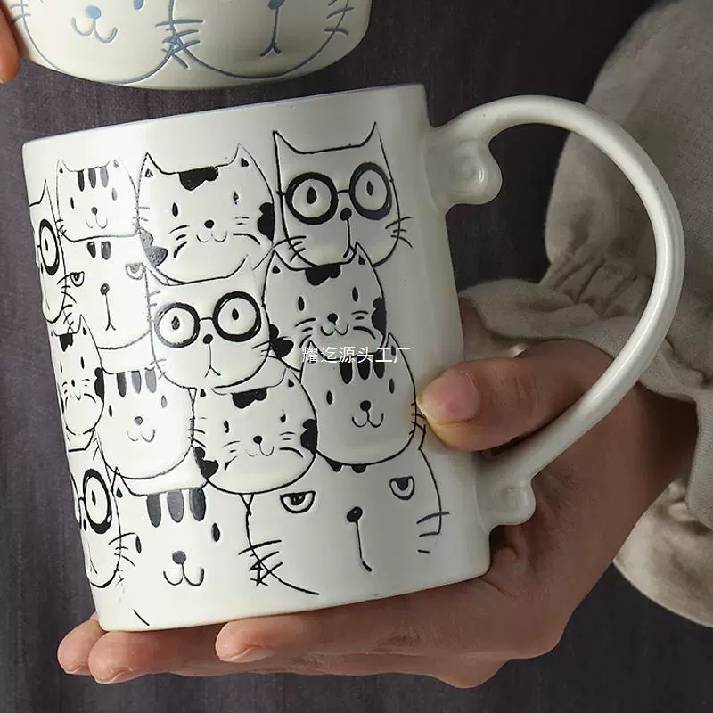 Ceramic mug hand-painted underglaze cat design, cute breakfast cup, microwave-safe