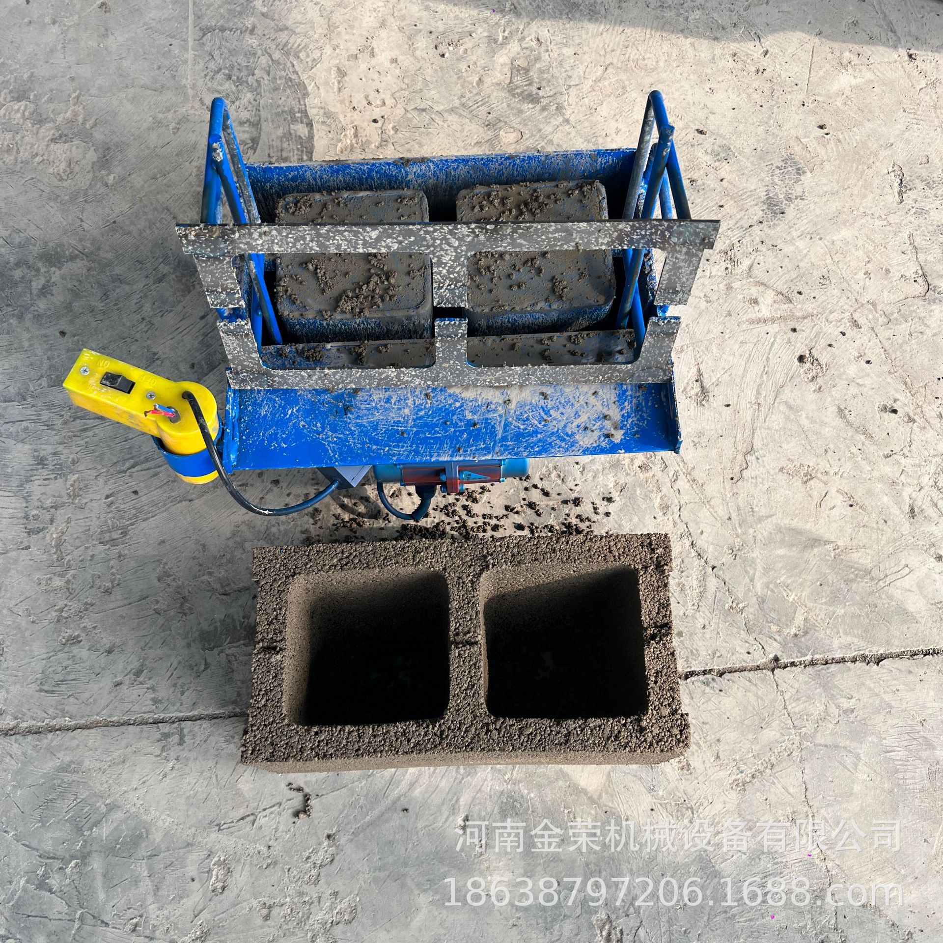 Máquina de ladrillo de cemento pequeña máquina de ladrillo hueco sin molde de ladrillo de hormigón máquina de ladrillo de cemento sin bloque de construcción manual