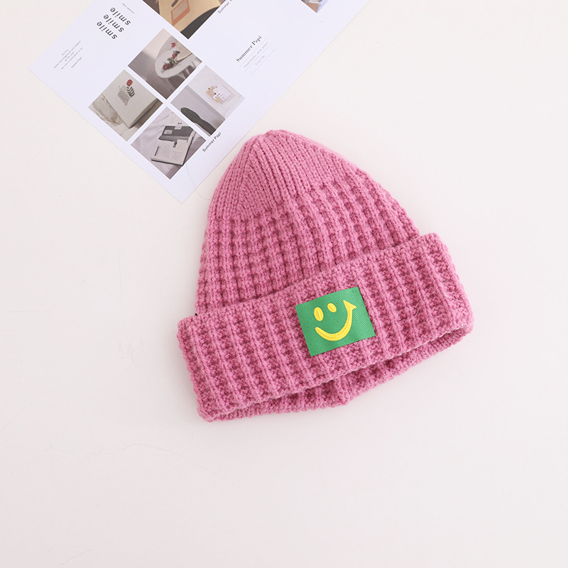 Fashion Children's Woolen Hat Winter Smiley Face Knitted Hat display picture 7