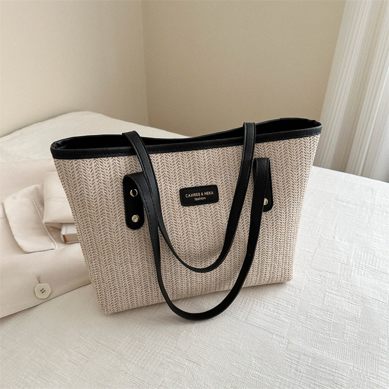 Commuting Large Capacity Straw Bag Women's 2025 New Fashion Western Style Contrast Color Underarm Bag This Year's Popular Tote Bag Commuting Large Capacity Straw Bag Women's 2025 New Fashion Western Style Contrast Color Underarm Bag This Year's Popular Tote Bag