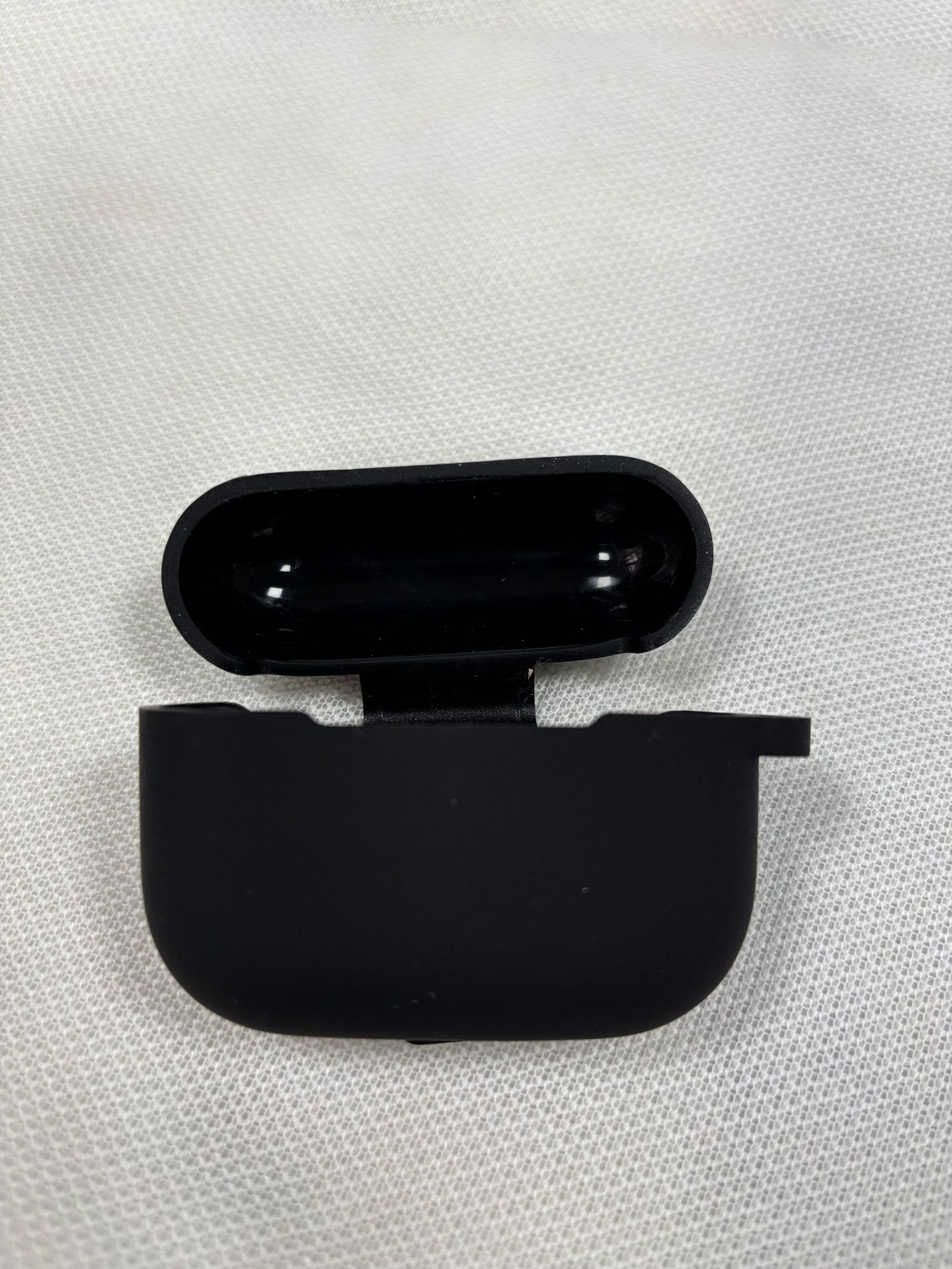 Чехол для наушников Apple AirPods Pro 3 силиконовый однотонный
