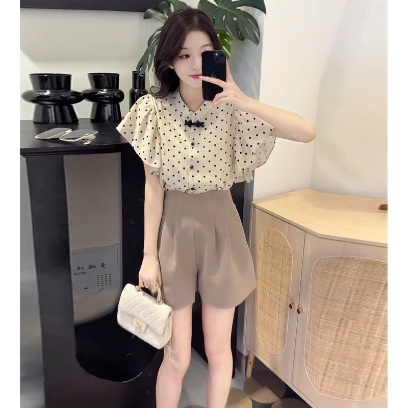 女性の夏の新しいフレンチスタイルのシフォンシャツスーツとショートパンツの2点セットの小さな女性のためのティースタイルの衣装|undefined