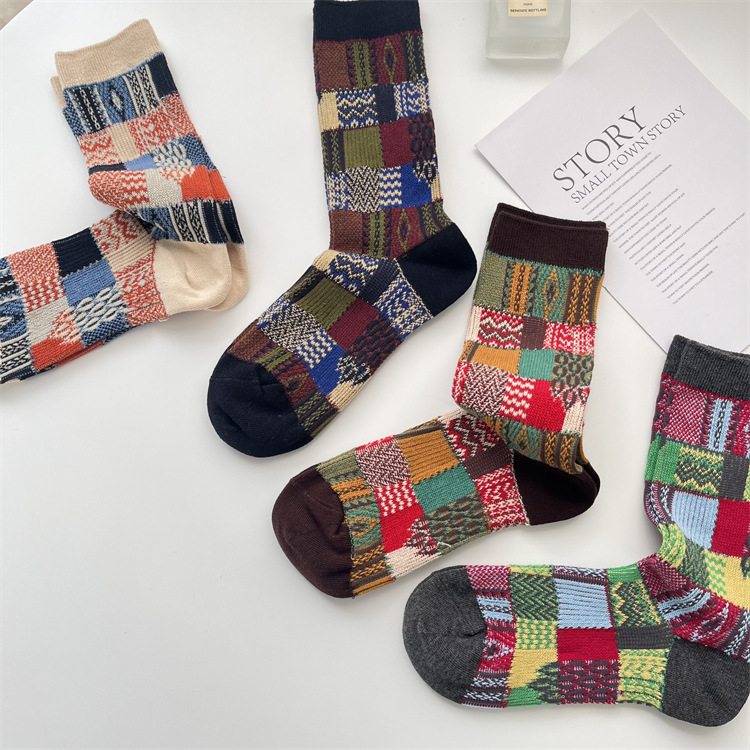 Unisex Japanese Style Color Block Cotton Crew Socks A Pair display picture 12