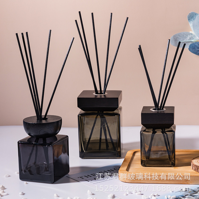 现货批发透明方形香薰瓶无火香薰分装瓶高档玻璃瓶棕色扩香瓶空瓶
