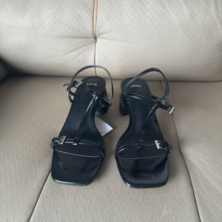 Mng Spanish Mango 2026 Summer New Style Buckle Chunky Heel Sandals with Square Toe Design French High-Heeled Sandals