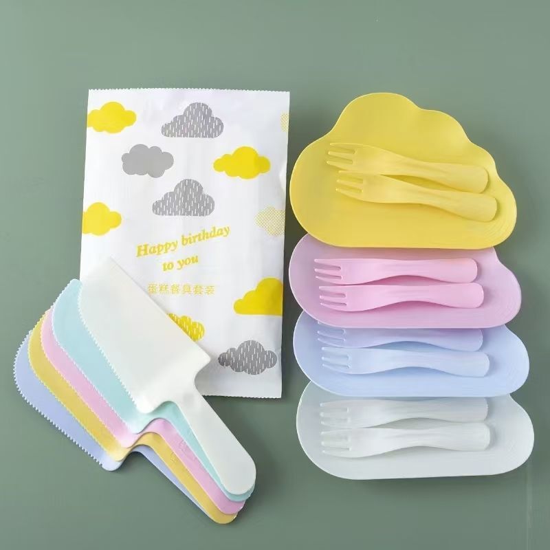 Colorful Cloud-Shaped Disposable Cake Tableware for Birthday Parties, Camping, Baking, Eco-Friendly and Biodegradable