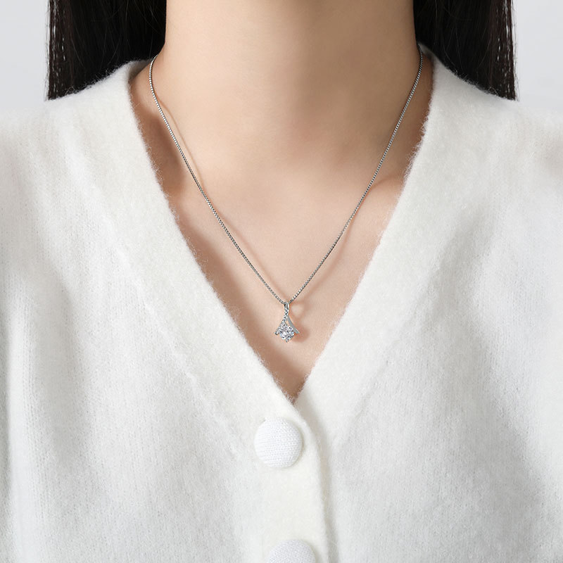 Catena clavicola a forma di spina di pesce con linee esclusive e minimaliste, bellissima collana a coda di pesce_voghion.com