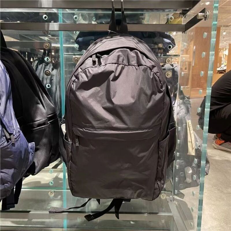 Japanese business style solid color simple large capacity backpack lightweight simple Korean style basic folding backpack Japanese business style solid color simple large capacity backpack lightweight simple Korean style basic folding backpack