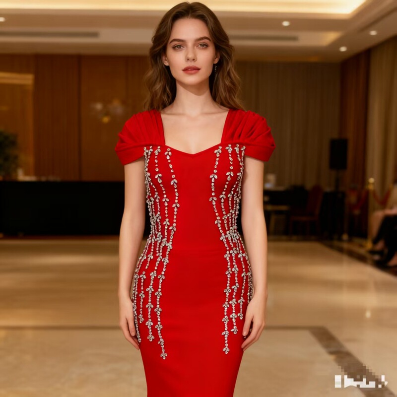 Long Dress with Heavy Embellishments, Rhinestone Stitching, Long Slim-Fit Bandage Dress, Celebrity-Style Toast Dress for Parties, Evening Gown Long Dress with Heavy Embellishments, Rhinestone Stitching, Long Slim-Fit Bandage Dress, Celebrity-Style Toast Dress for Parties, Evening Gown